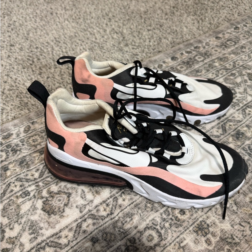 Nike Women's Air 7C React